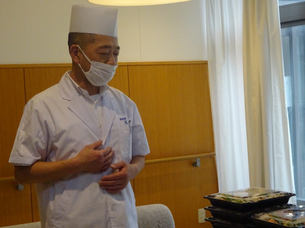 画像に alt 属性が指定されていません。ファイル名: 料理長3★.jpg